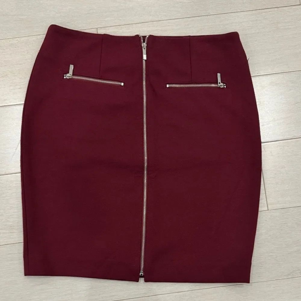 Premise Burgundy Pencil Skirt with Zipper Accents